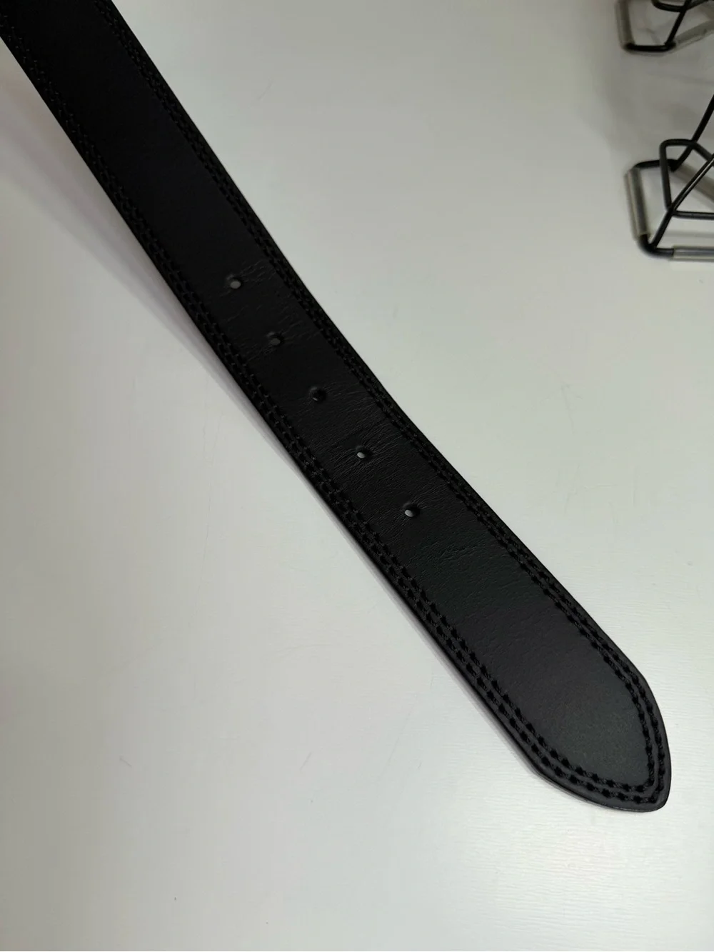 Classic Black Leather Men's Belt - Size 36
